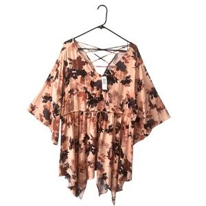 Torrid peach floral babydoll tunic size 2X 18-20